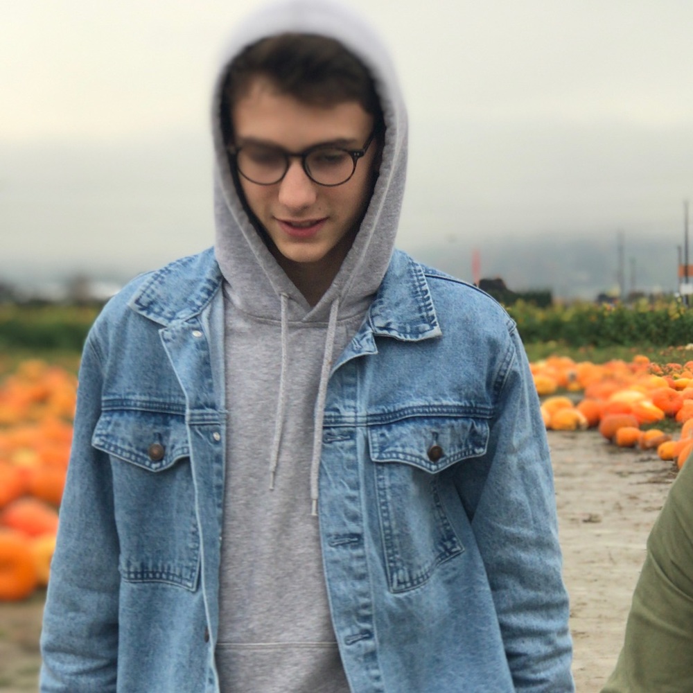 Meet your Posher, Daniel